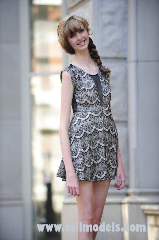 Dakota2-tallmodels.com