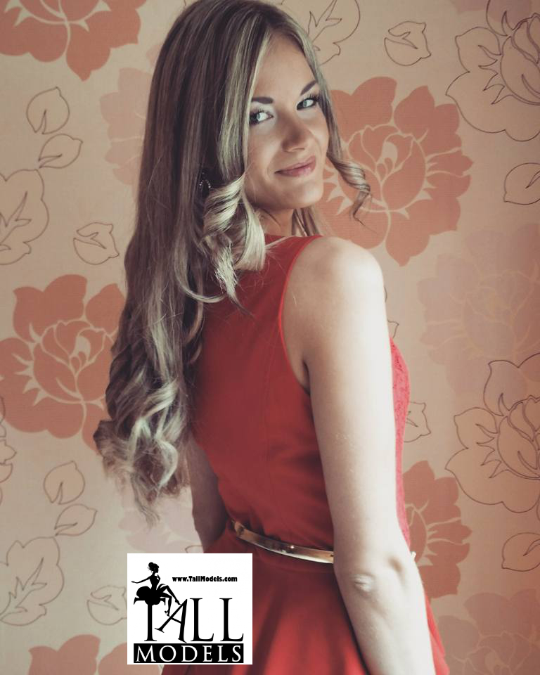 Justina1-tallmodels.com