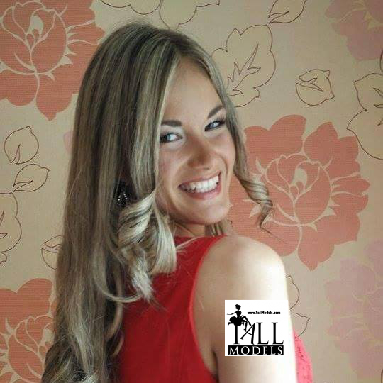 Justina4-tallmodels.com